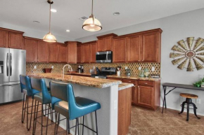Stylish & Modern Home Near Downtown Gilbert!